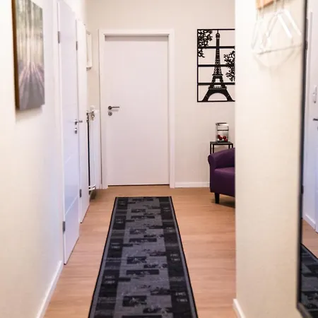 In Stadtmitte Apartment